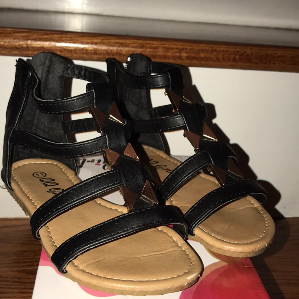 Toddler girl black sandals